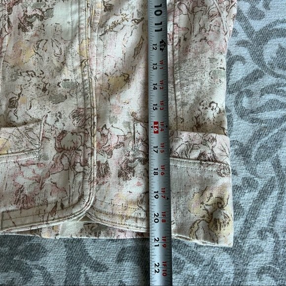 Cream Wilfred Aritzia 100% Linen Pastel Floral Print Blazer - Picture 12 of 12